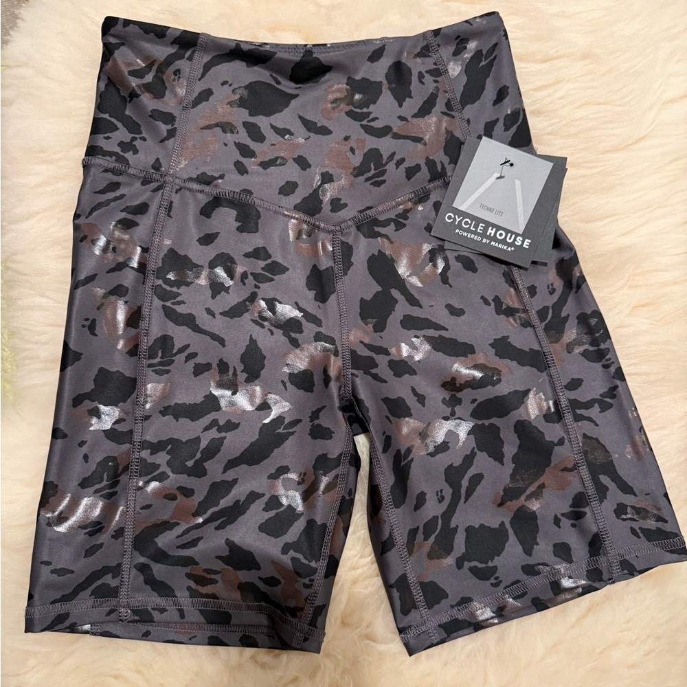 NWT Marika Women's Black Camo Bike Shorts - S